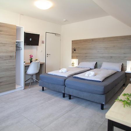 Mk Hostel Oyten - Free Wifi & Parking - 24H Check-In מראה חיצוני תמונה