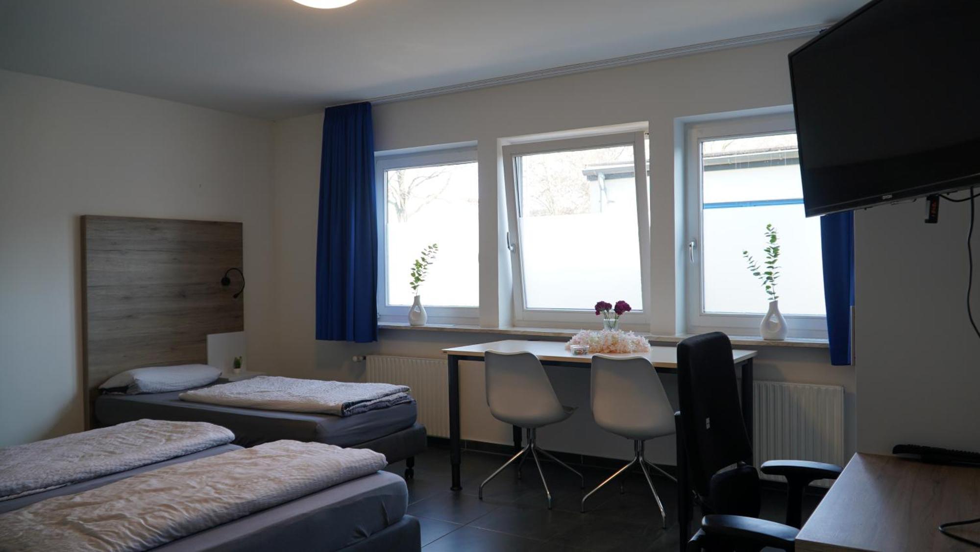 Mk Hostel Oyten - Free Wifi & Parking - 24H Check-In מראה חיצוני תמונה
