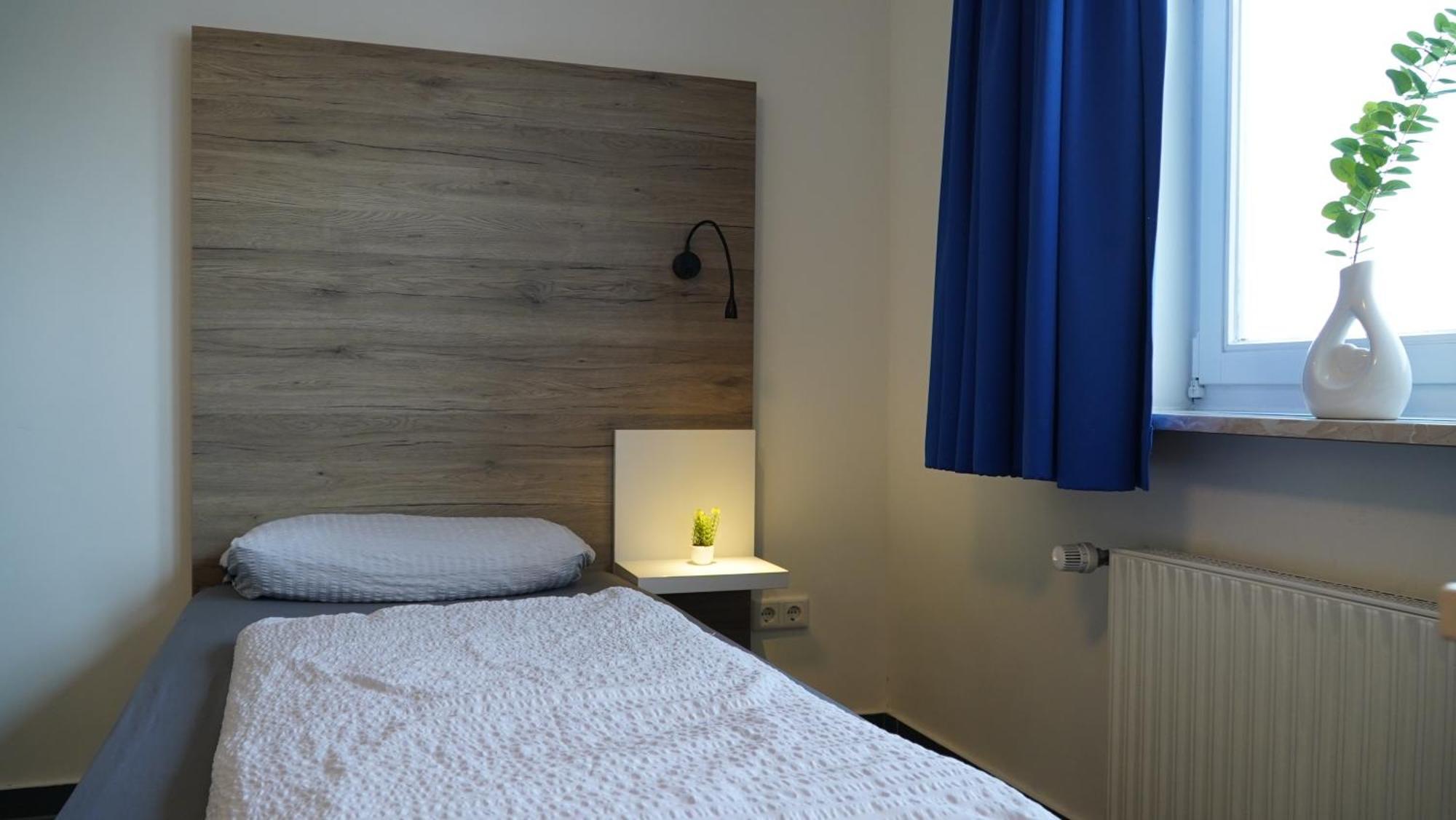 Mk Hostel Oyten - Free Wifi & Parking - 24H Check-In מראה חיצוני תמונה