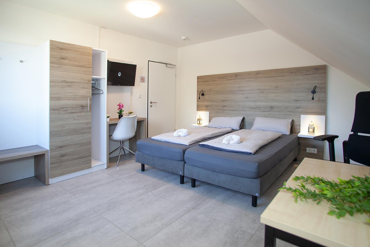 Mk Hostel Oyten - Free Wifi & Parking - 24H Check-In מראה חיצוני תמונה